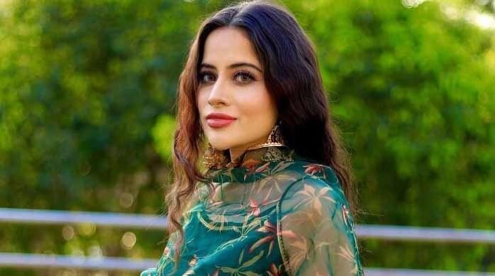 ’دل کررہا تھا اسی وقت مُکا ماردوں ‘ کمسن لڑکے ’دل کررہا تھا اسی وقت مُکا ماردوں ‘ کمسن لڑکے کے سرعام نازیبا جملوں پر عرفی جاوید پھٹ پڑیں