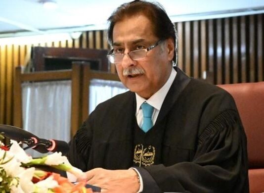 کل پارلیمنٹ میں جو ہوا اس پر ہر صورت ایکشن ہوگا، ذمہ داروں پر ایف آئی آر کٹواؤں گا: اسپیکر کا اعلان کل پارلیمنٹ میں جو ہوا اس پر ہر صورت ایکشن ہوگا، ذمہ داروں پر ایف آئی آر کٹواؤں گا: اسپیکر کا اعلان