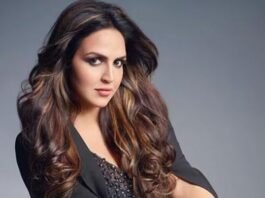 ایشا دیول نے ہجوم میں کھڑے شخص کو باہر نکال کر تھپڑ کیوں مارا؟ اداکارہ نے ماضی کا قصہ سنادیا ایشا دیول نے ہجوم میں کھڑے شخص کو باہر نکال کر تھپڑ کیوں مارا؟ اداکارہ نے ماضی کا قصہ سنادیا