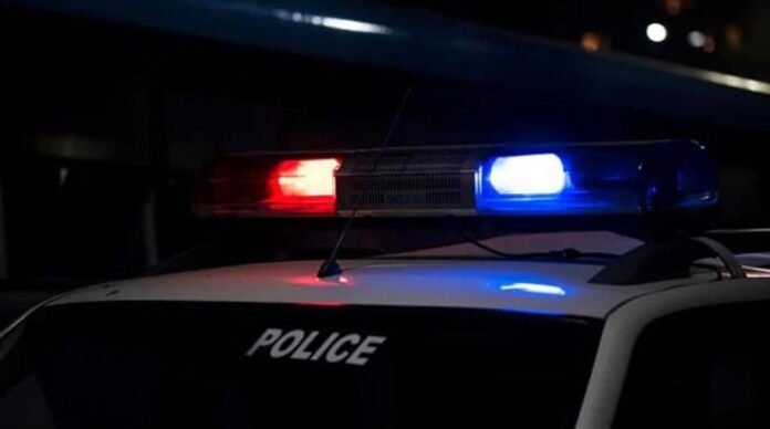 بھارت: تار چوری کا الزام، نچلی ذات کے لڑکے کو بھارت: تار چوری کا الزام، نچلی ذات کے لڑکے کو برہنہ کرکے ڈانس کی ویڈیو وائرل کردی گئی