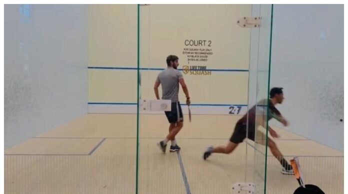 انٹرنیشنل اسکواش چیمپئن شپ: پاکستان کے احسن ایاز نے فائنل  انٹرنیشنل اسکواش چیمپئن شپ: پاکستان کے احسن ایاز نے فائنل میں جگہ بنالی