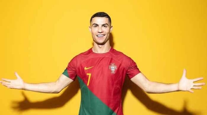 سوشل میڈیا پر ایک ارب فالوورز، رونالڈو نے ’تاریخ‘ رقم سوشل میڈیا پر ایک ارب فالوورز، رونالڈو نے ’تاریخ‘ رقم کردی